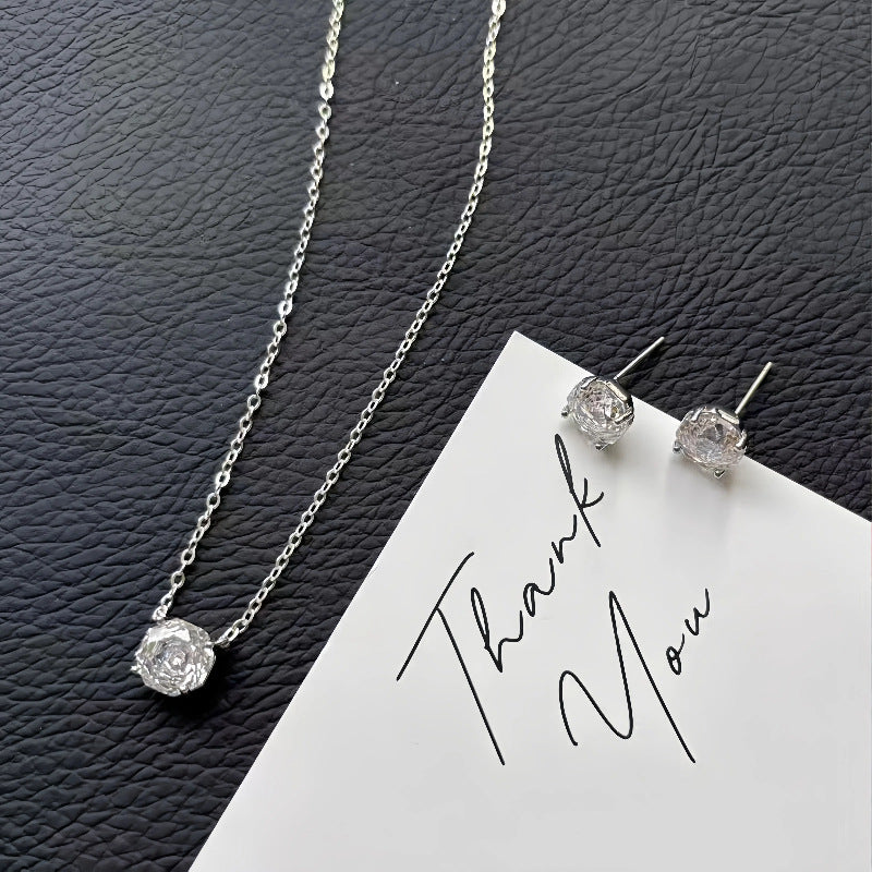 S925 Sterling Silver Zhao Lusi Same Style Baby Rose Cut Necklace