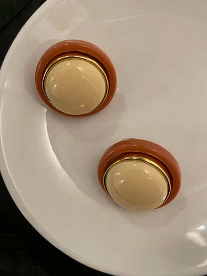 Vintage brooch and earrings