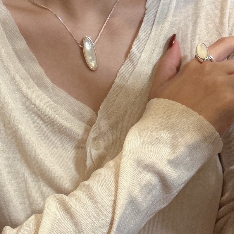 S925 Sterling Silver Korean Version Niche Design White Shell Necklace