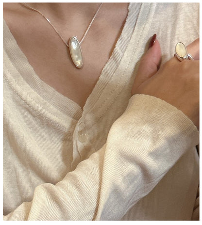 S925 Sterling Silver Korean Version Niche Design White Shell Necklace